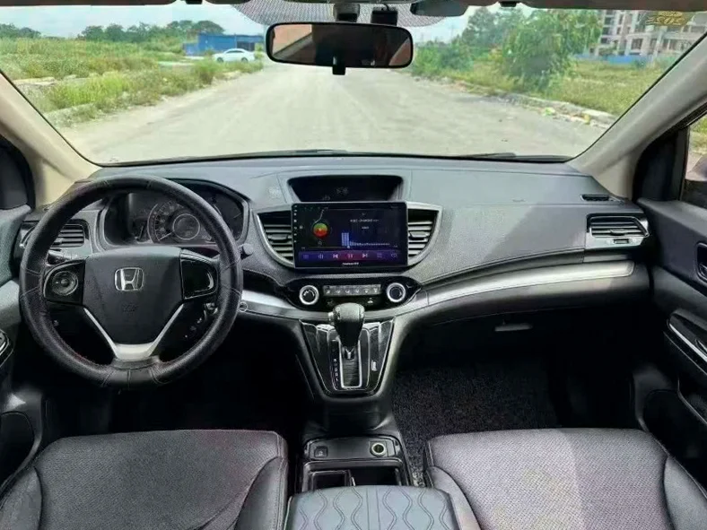 本田CRV 后面外观一