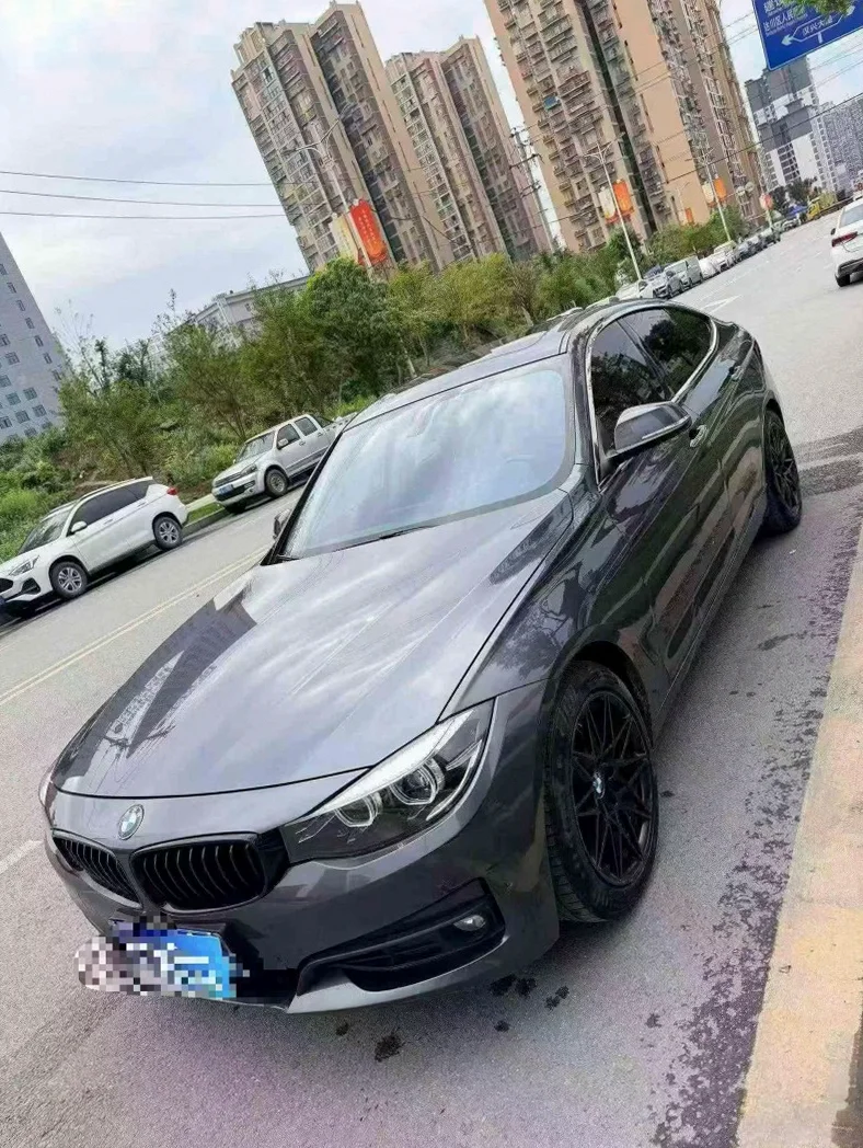 宝马3系 正面外观三