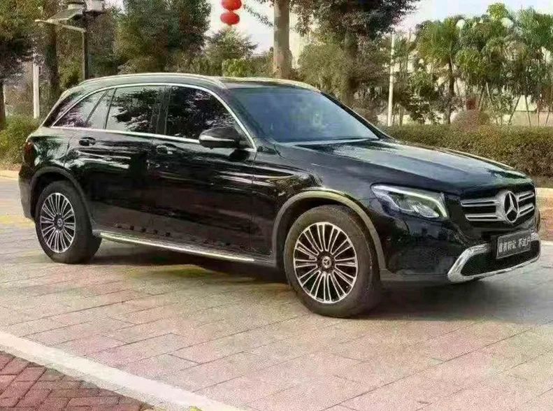 奔驰GLC 正面外观二