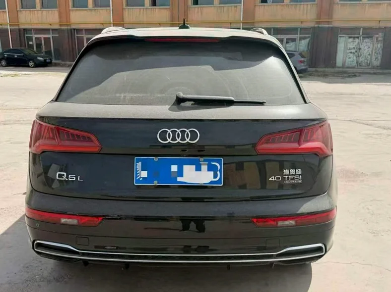 奥迪Q5 驾驶室