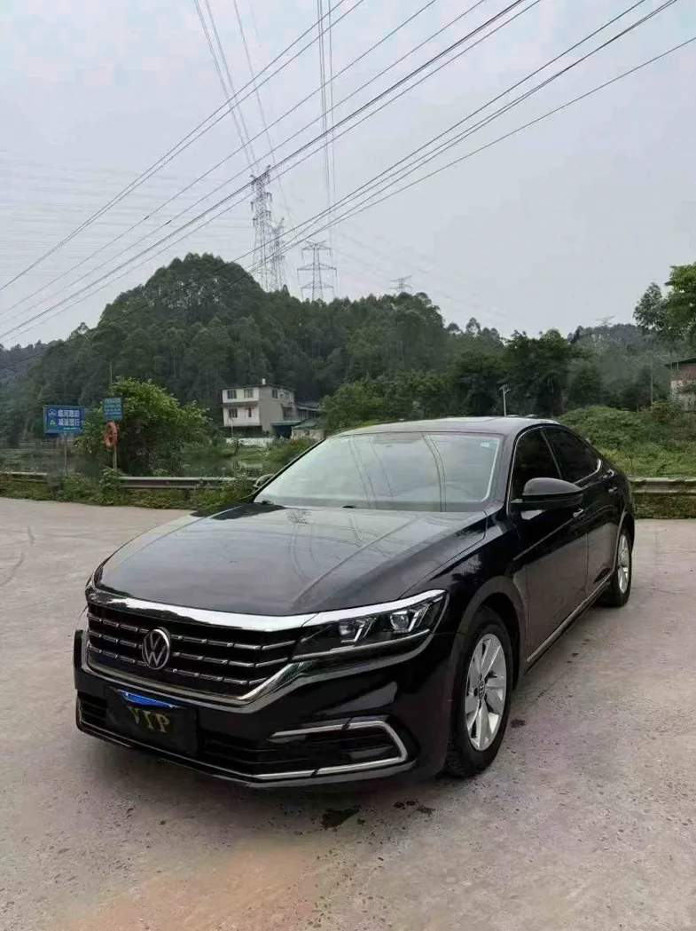 大众帕萨特 正面外观三