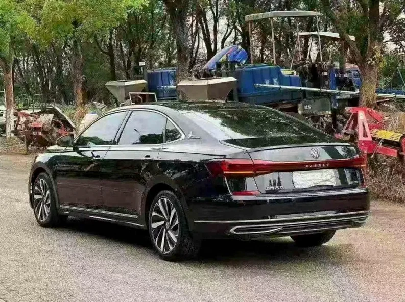 大众帕萨特 后面外观三