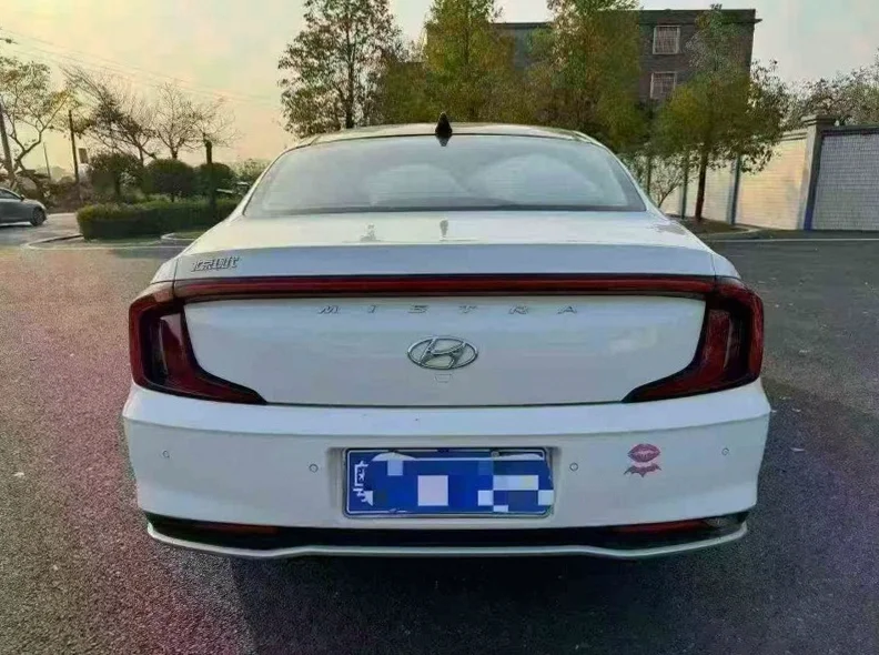 现代名图 内饰后排