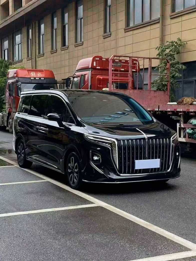 红旗HQ9 正面外观二