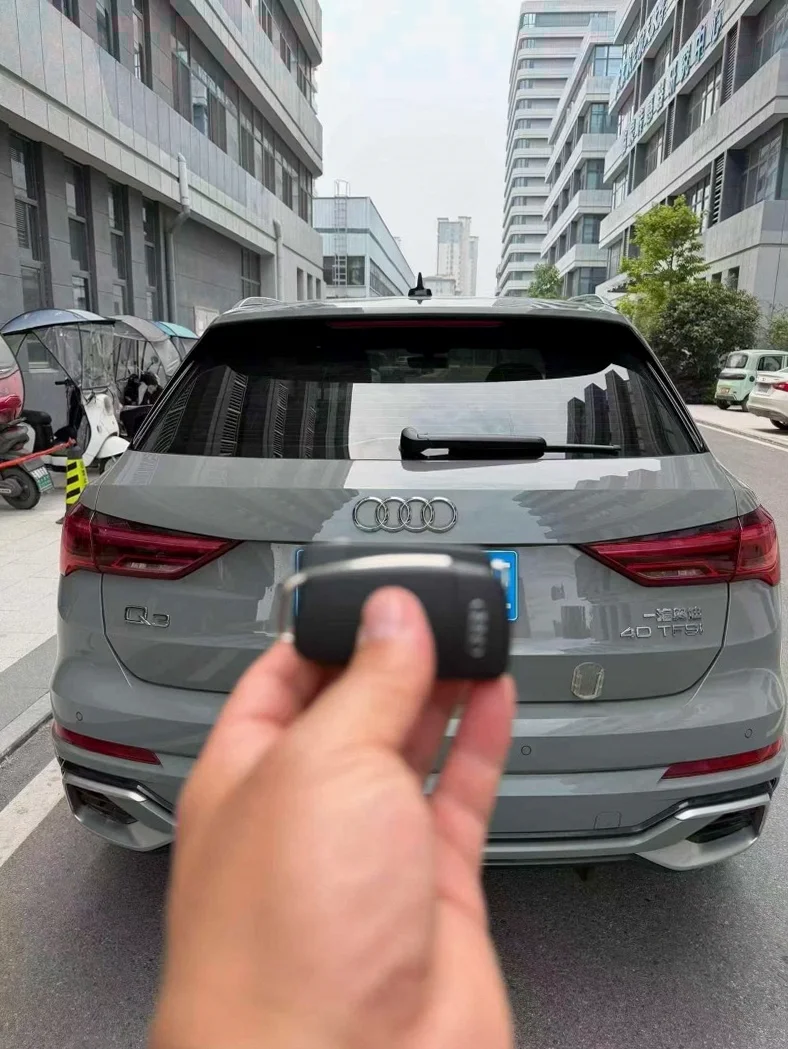 奥迪Q3 驾驶室
