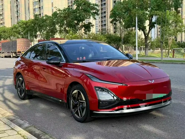 五菱汽车星光 正面外观二