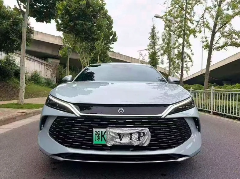 2025款 比亚迪 秦 | 洛阳