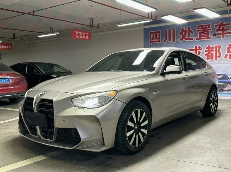 宝马5系 后面外观一