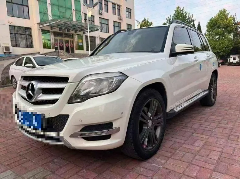 奔驰GLK 正面外观二