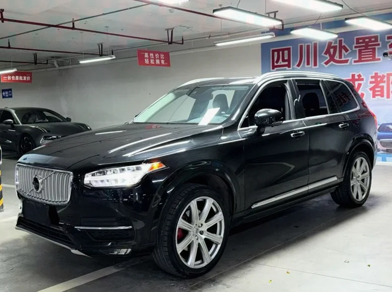 沃尔沃XC90 正面外观二
