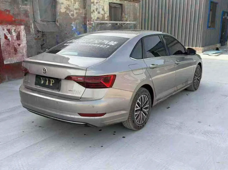 大众速腾 驾驶室