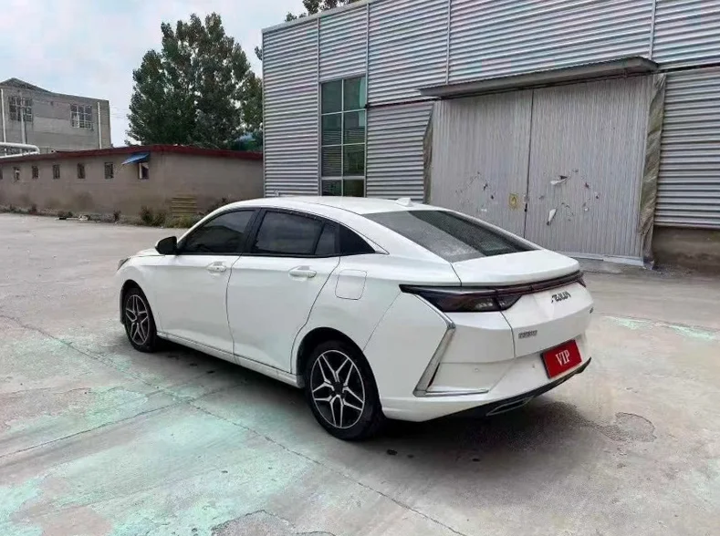 东风奕炫 驾驶室