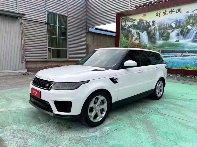 路虎揽胜运动 正面外观三