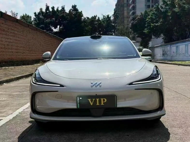 2024款 智己 L6 | 梧州