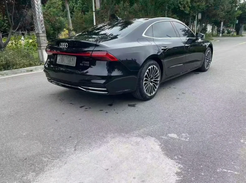 奥迪A7L 驾驶室