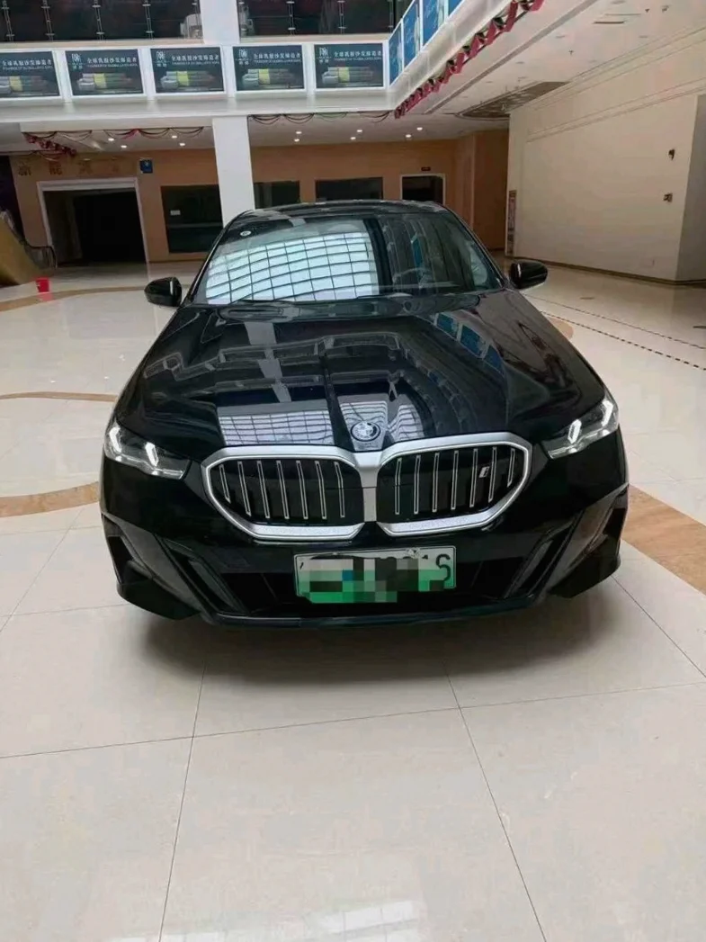 2025款 宝马 I5 | 马鞍山