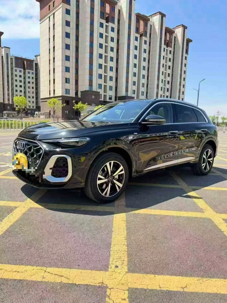 奥迪Q5 正面外观二