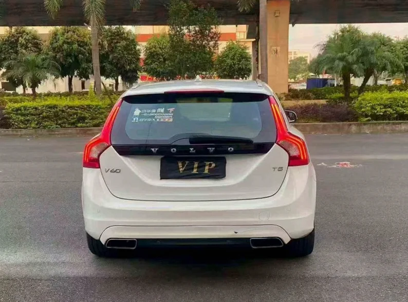 沃尔沃V60 驾驶室