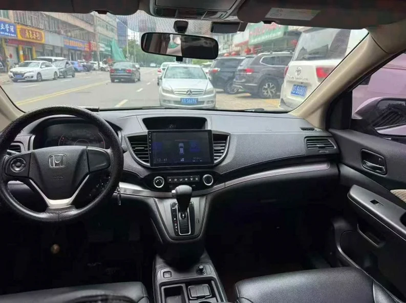 本田CRV 后面外观一