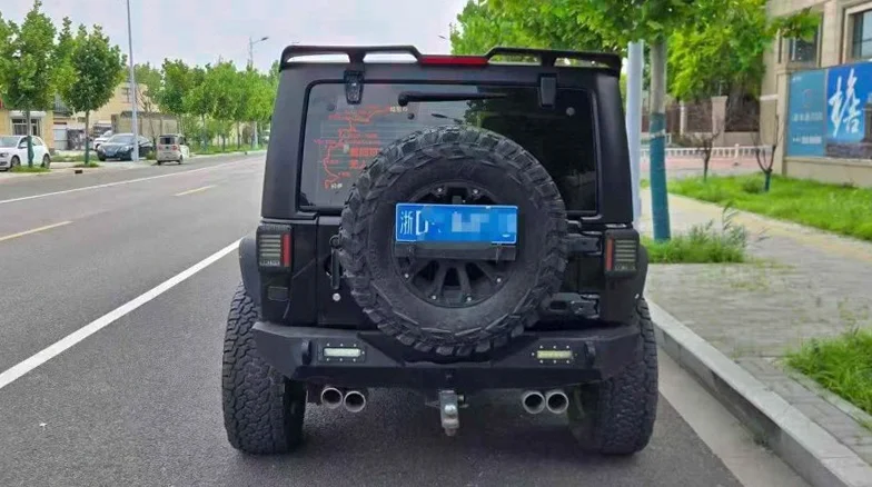 Jeep牧马人 内饰后排