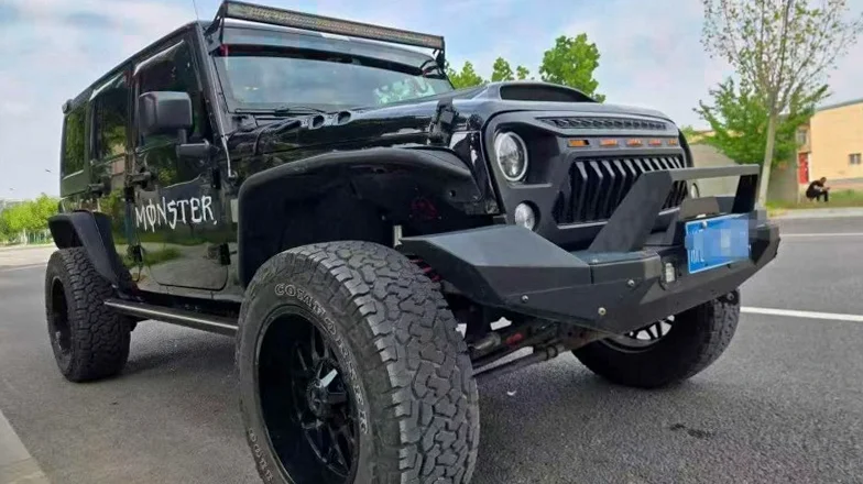 Jeep牧马人 驾驶室