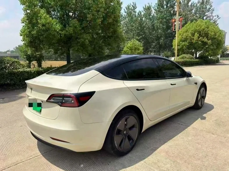 特斯拉MODEL 内饰后排