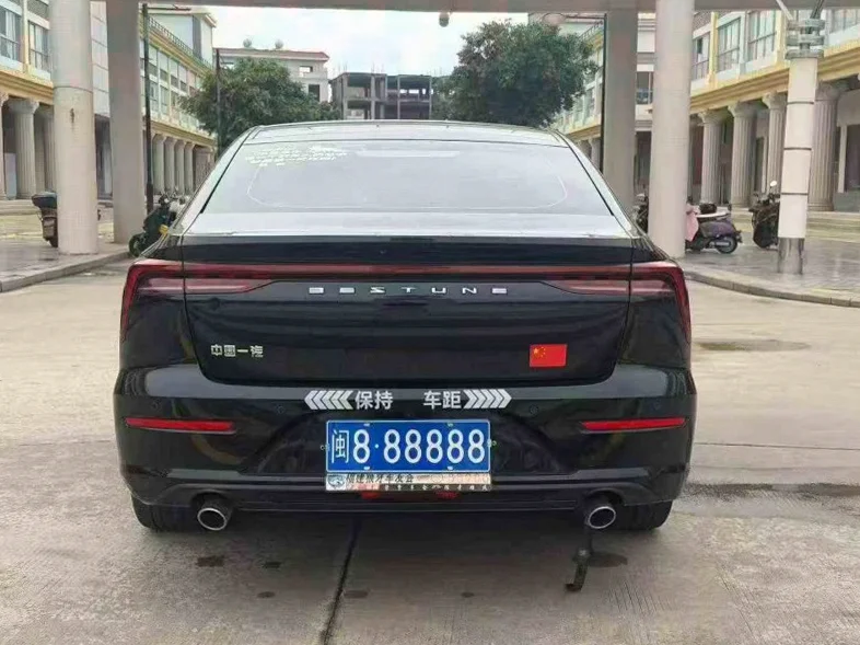 奔腾B70 驾驶室