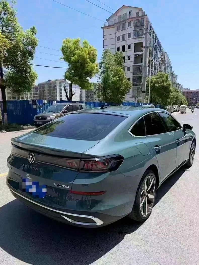 大众凌渡 内饰前排