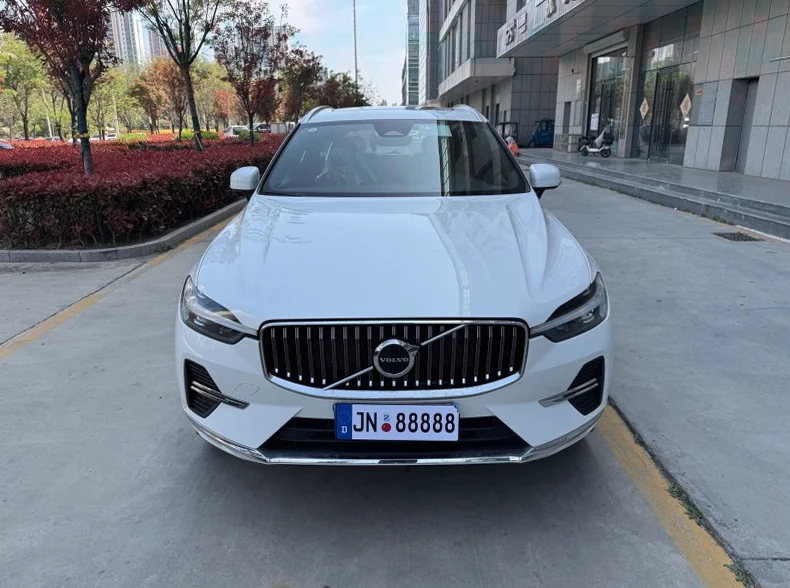 2025款 沃尔沃 XC60 | 济宁