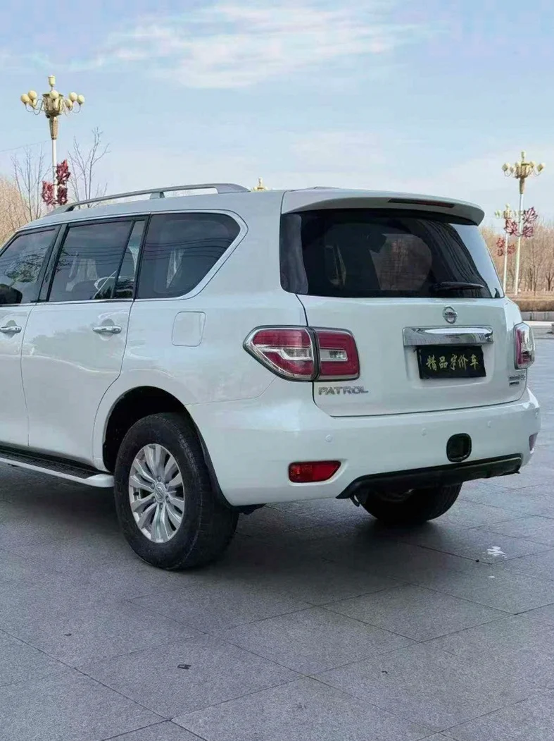 日产途乐 后面外观三