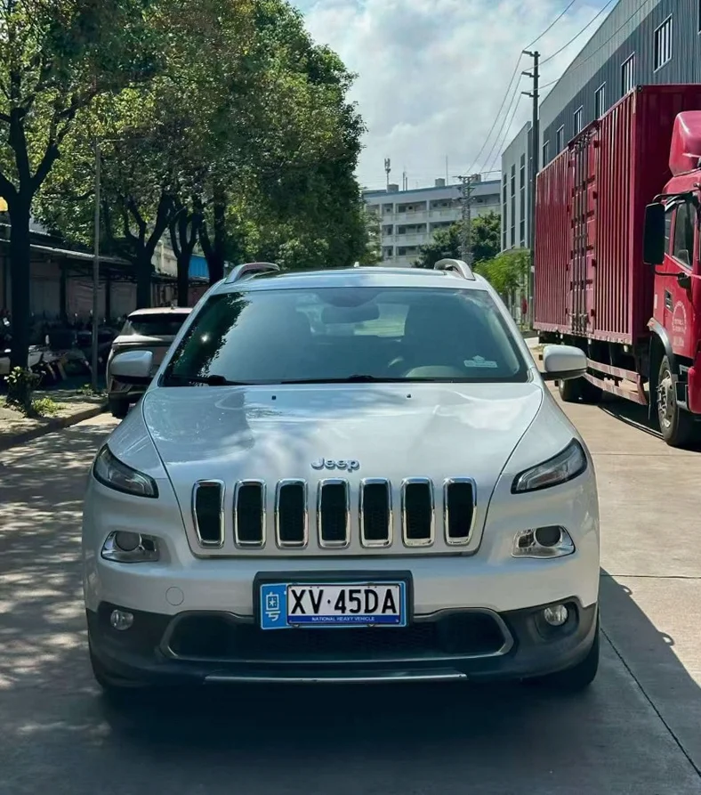 2018款 Jeep 自由光 | 中山