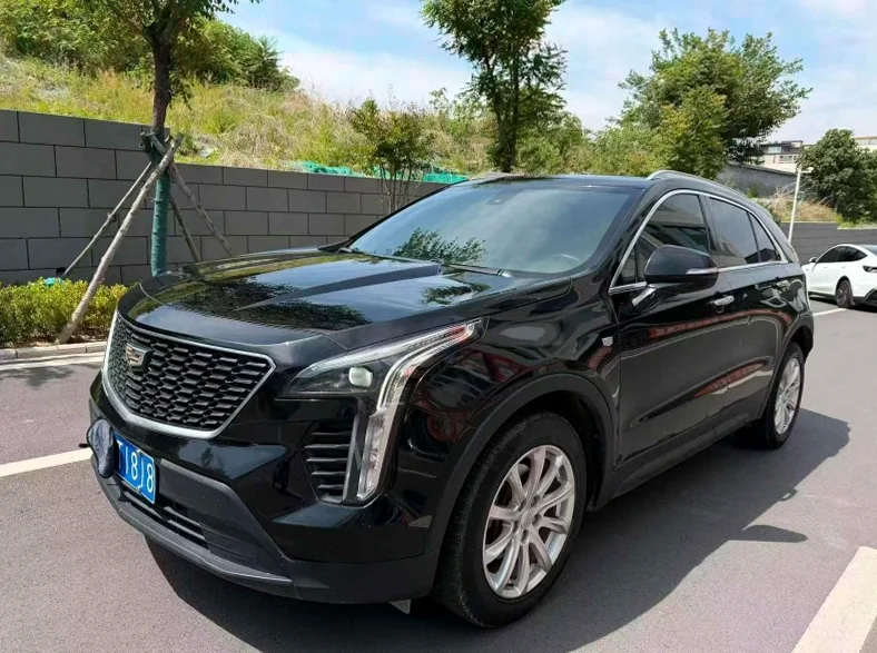 凯迪拉克XT4 正面外观二