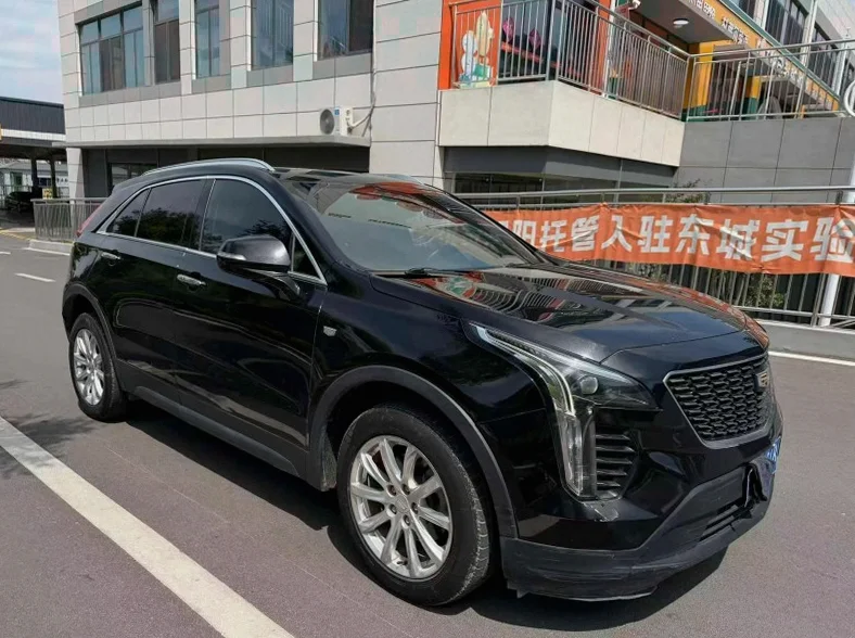 凯迪拉克XT4 正面外观三