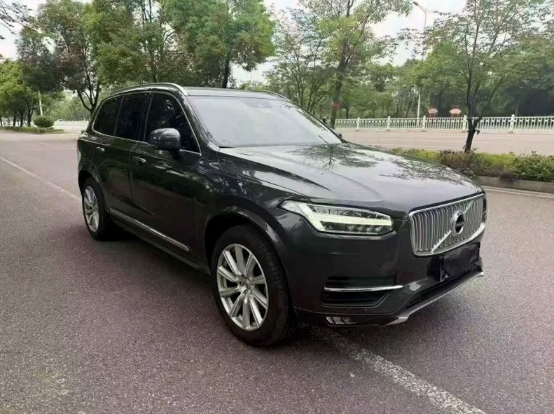 沃尔沃XC90 正面外观二