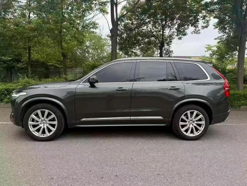 沃尔沃XC90 后面外观三