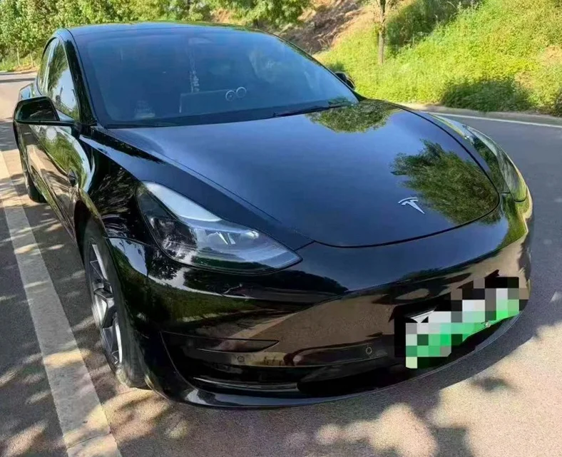 特斯拉MODEL 后面外观二