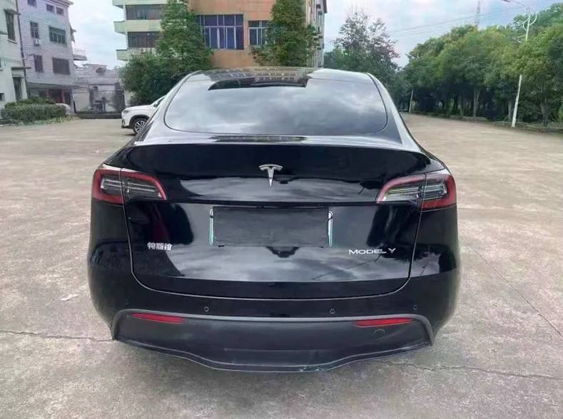 特斯拉MODEL 后面外观三