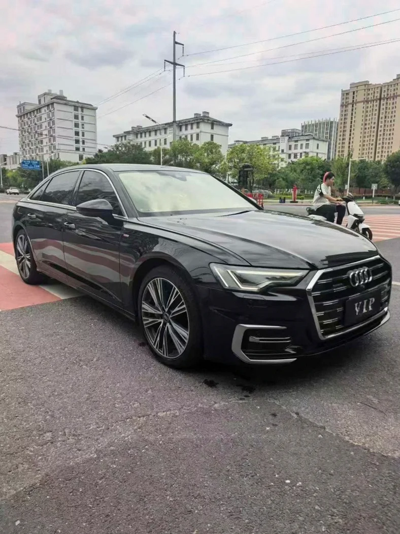 奥迪A6L 正面外观二
