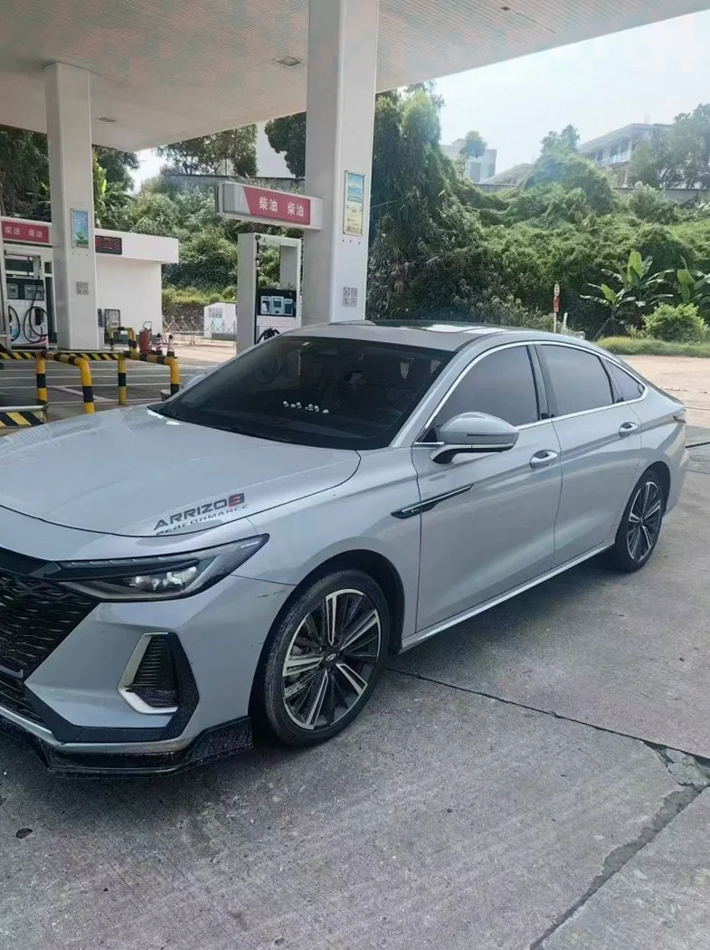 奇瑞艾瑞泽 正面外观二