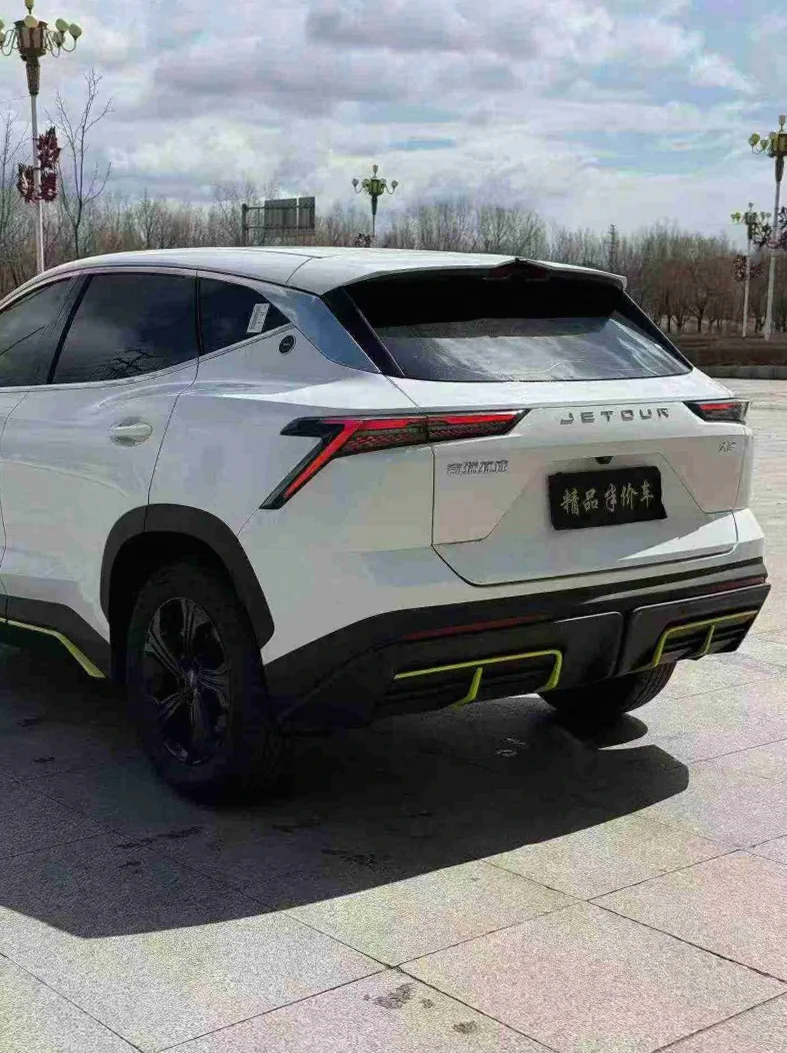 奇瑞捷途 后面外观三