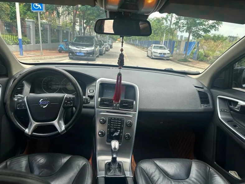 沃尔沃XC60 后面外观三
