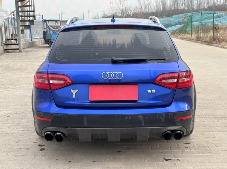 奥迪A4L 后面外观一