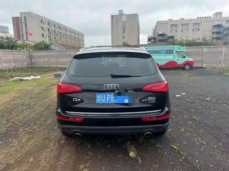 奥迪Q5 驾驶室