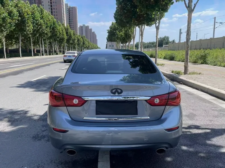 英菲尼迪Q50L 正面外观三