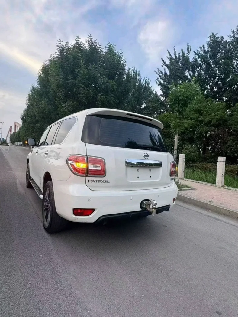 日产途乐 正面外观三
