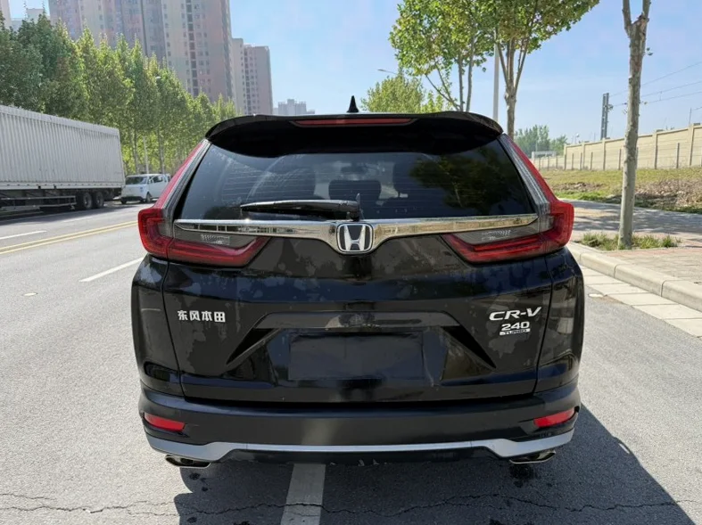 本田CRV 后面外观三