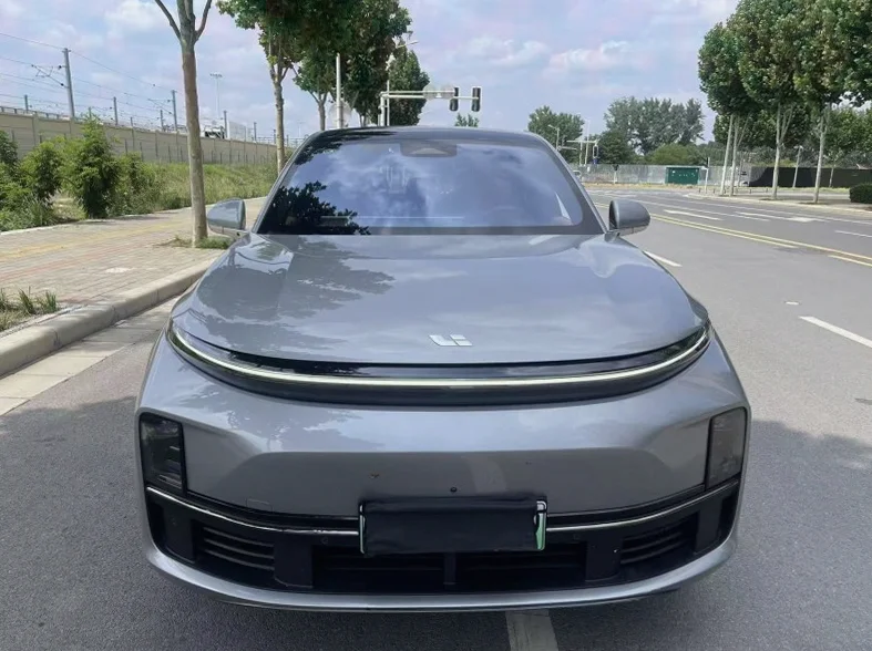2022款 理想 L8 | 郑州
