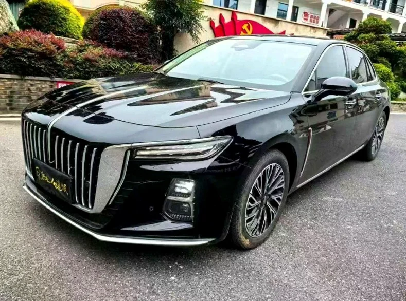红旗H5 正面外观三