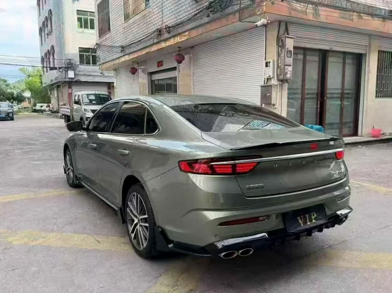 吉利星瑞 驾驶室