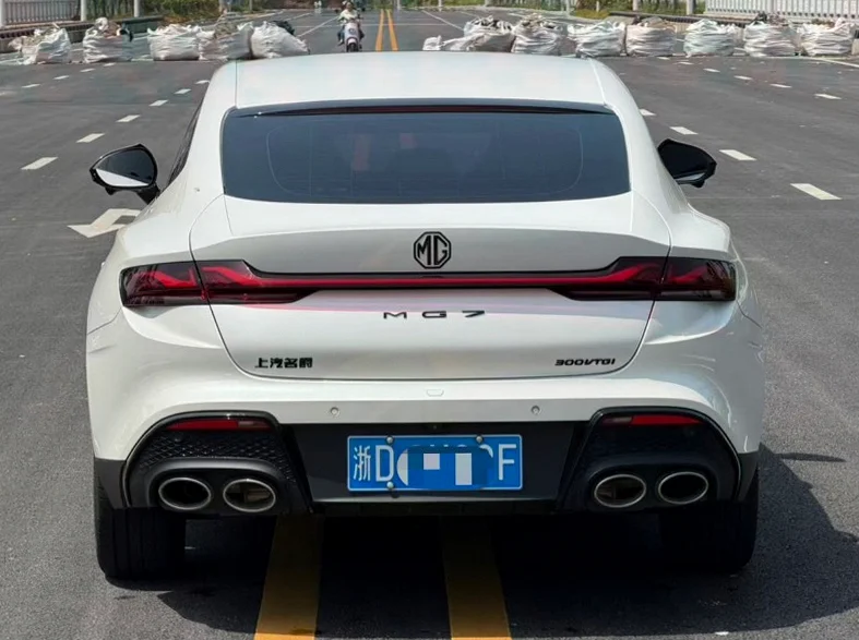 名爵7 后面外观二